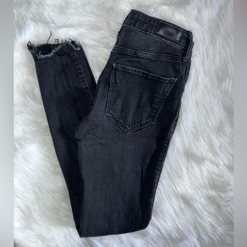 Hollister Distressed Jeans| Hi Rise | Super Skinny Jeans | Black Skinny Jeans